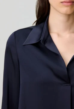 Blouse droite à plis