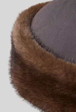 Chapeau nylon réversible fausse fourrure