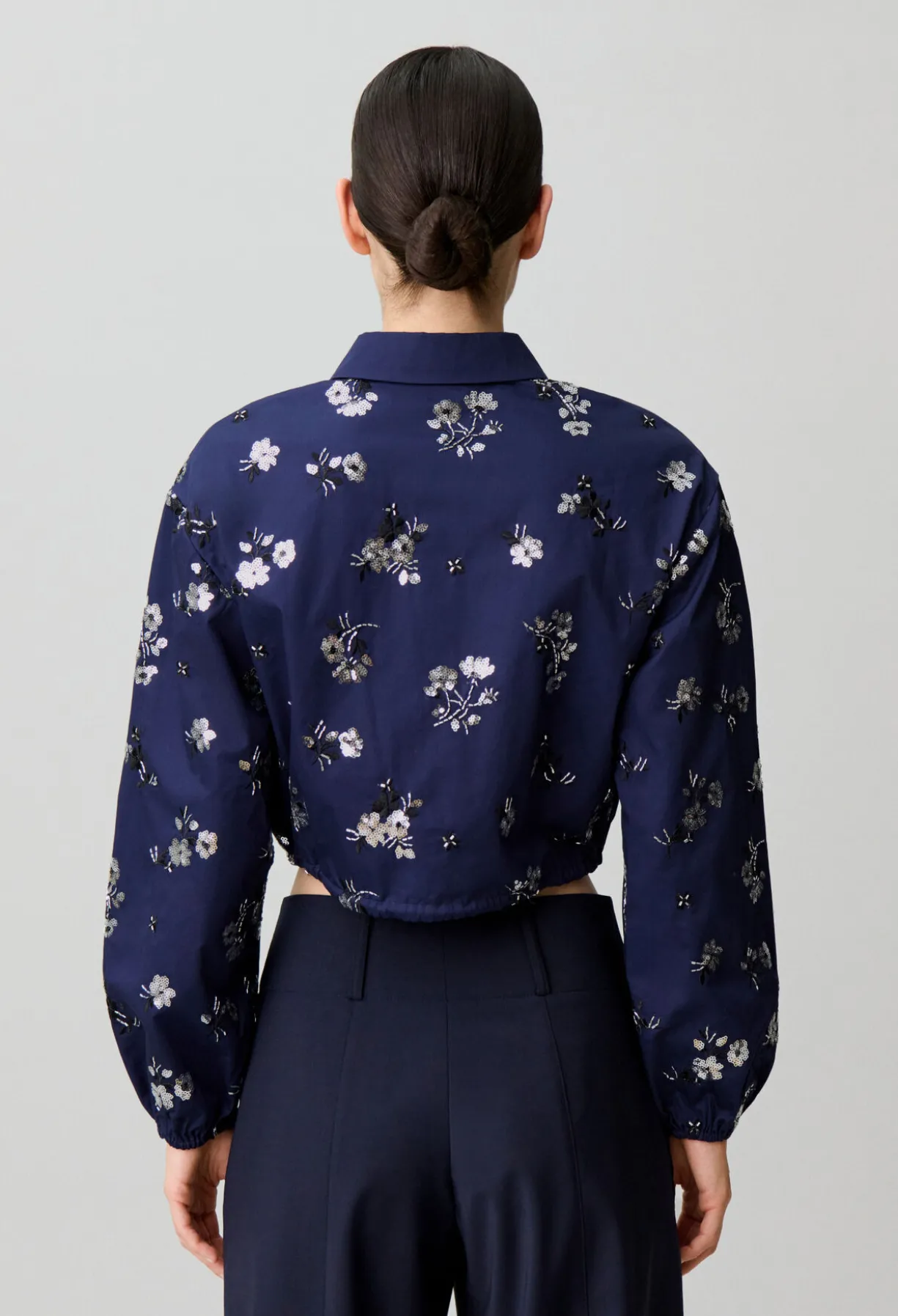 Chemise courte fleurie