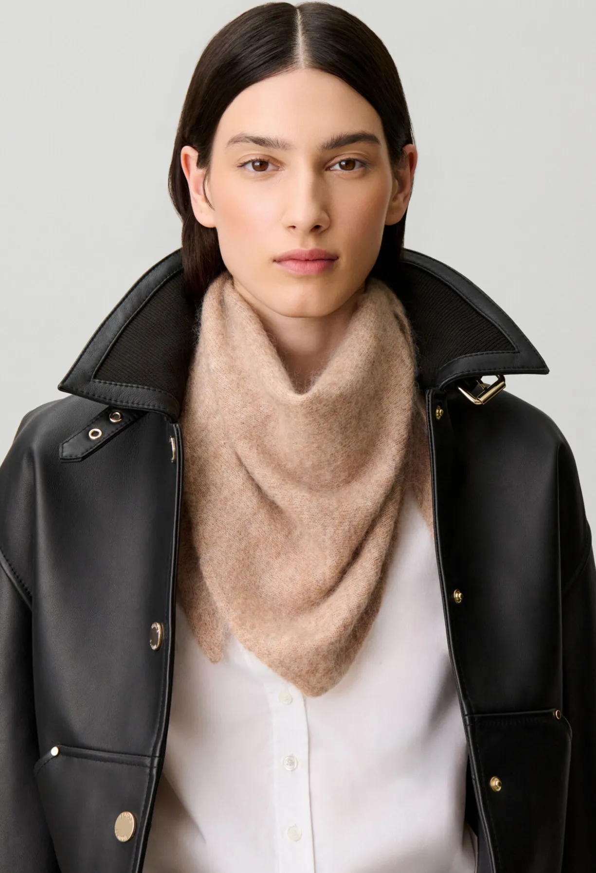 Foulard triangle maille poilue