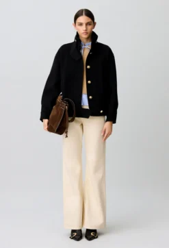 Manteau court noir col montant
