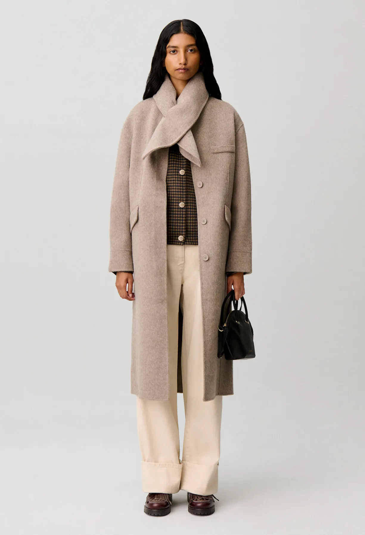 Manteau long laine col foulard