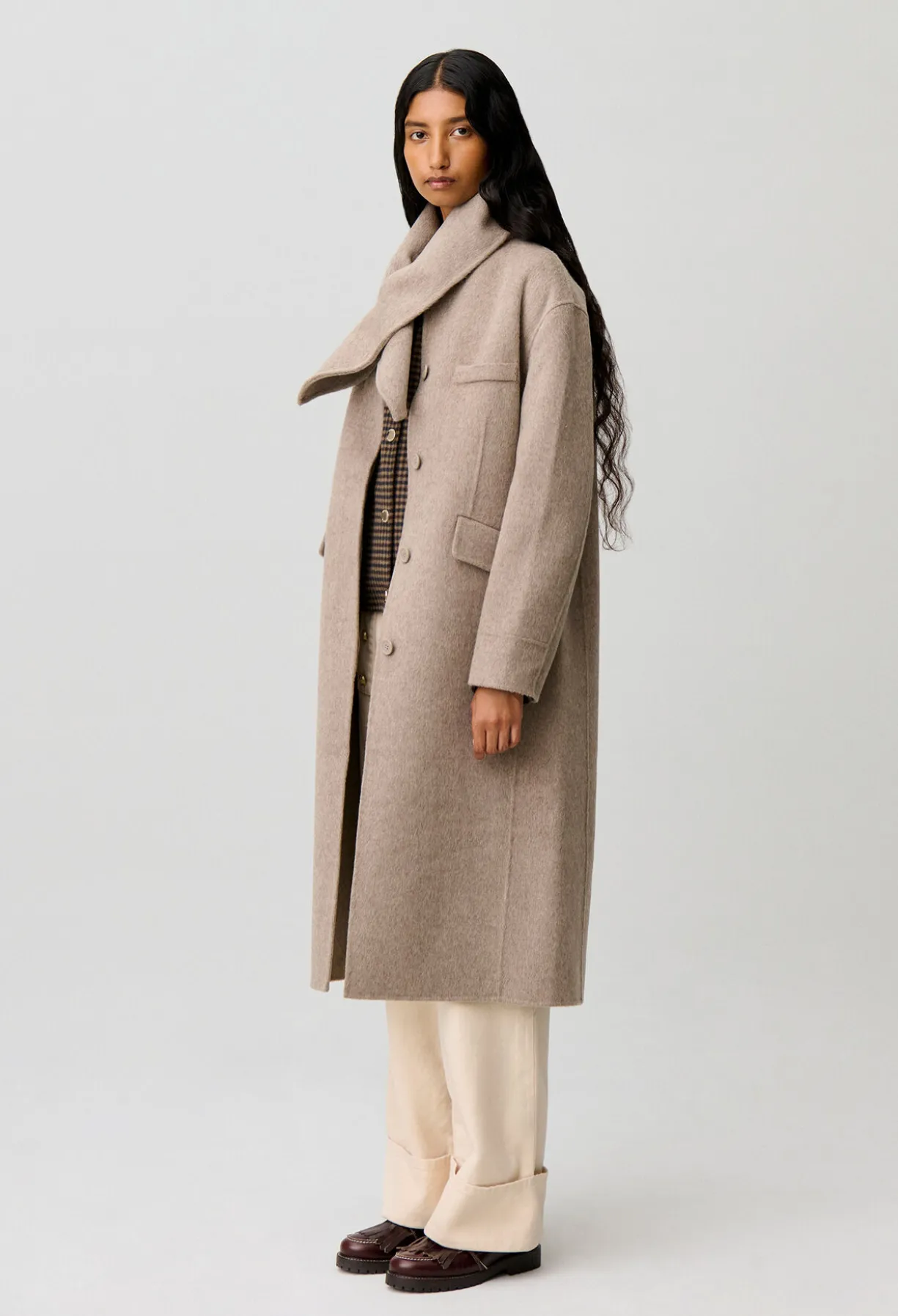 Manteau long laine col foulard