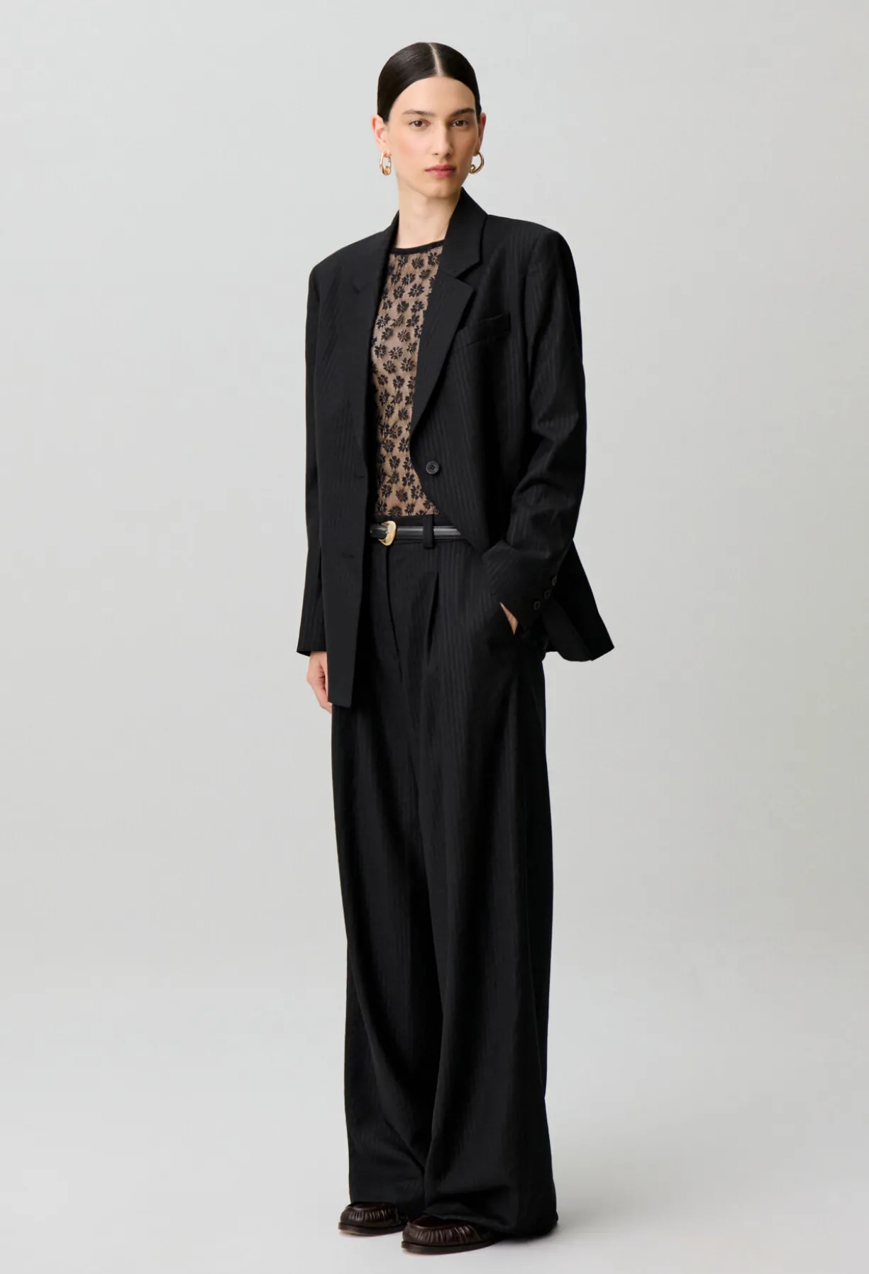 Pantalon droit laine mélangée rayures