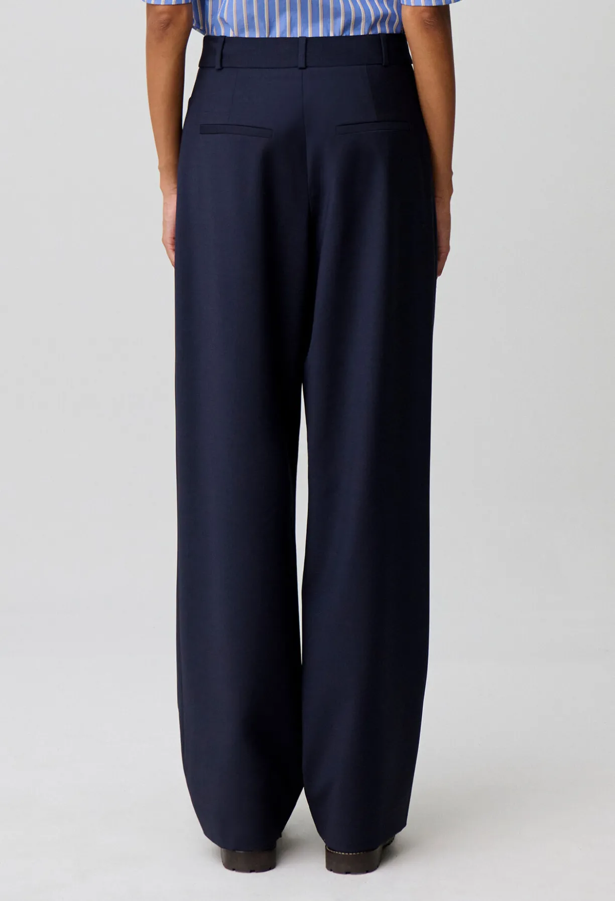 Pantalon tailleur laine mélangée