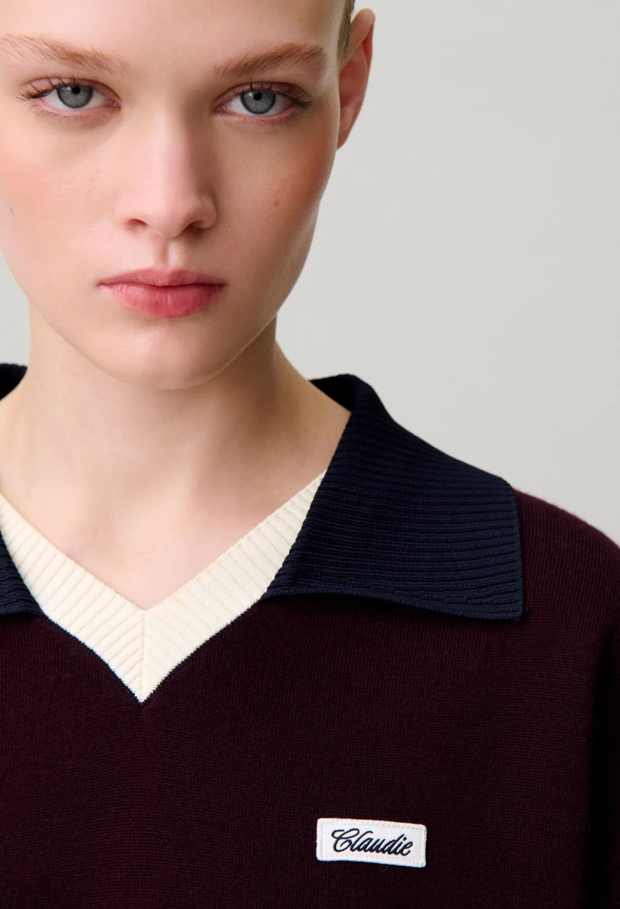 Pull maille double col contrasté