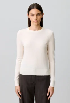 Pull maille foulard amovible