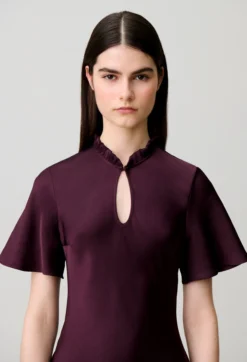 Robe fluide col victorien