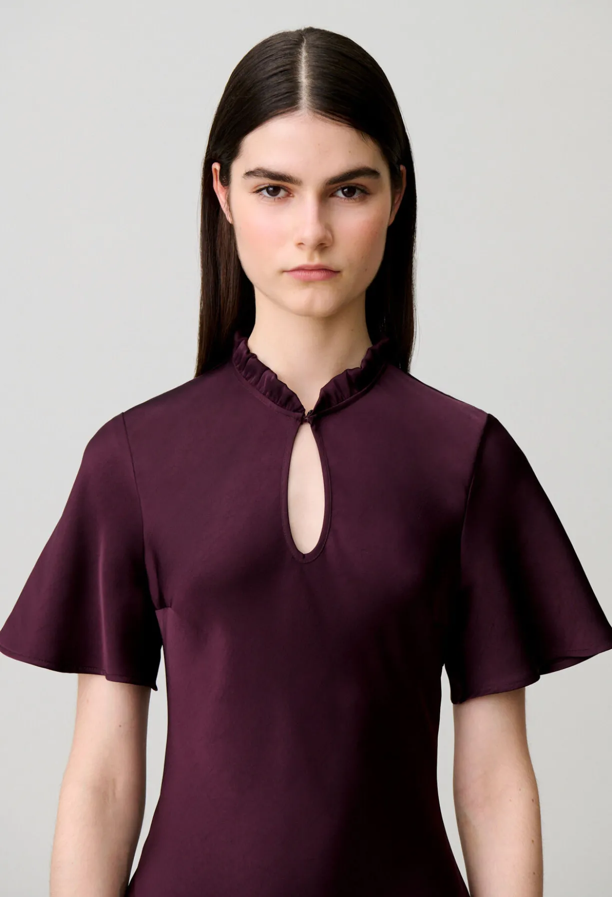 Robe fluide col victorien