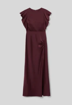 Robe longue satinée fendue