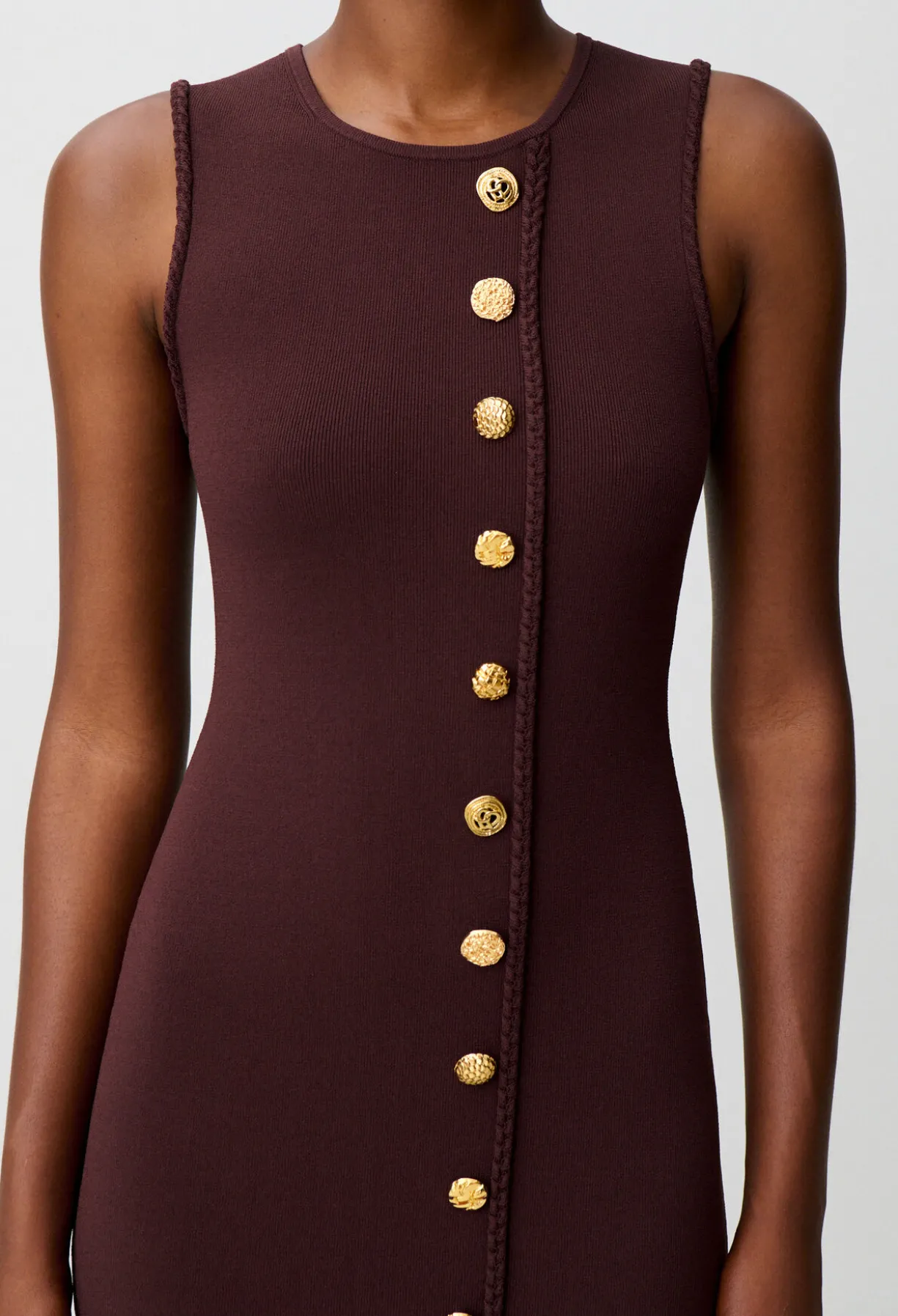 Robe midi maille boutons dorés