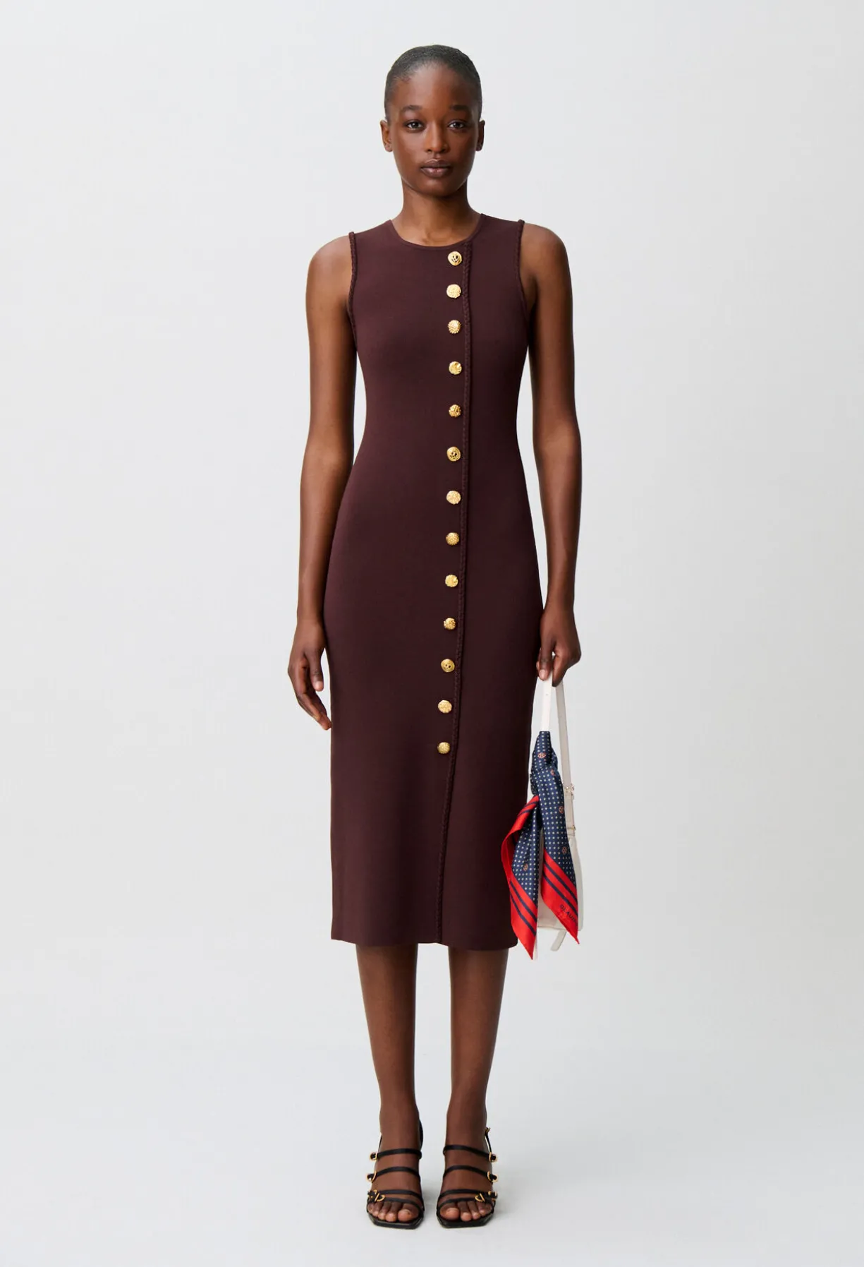 Robe midi maille boutons dorés
