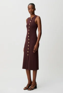 Robe midi maille boutons dorés