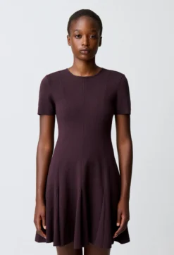 Robe patineuse maille col chemise