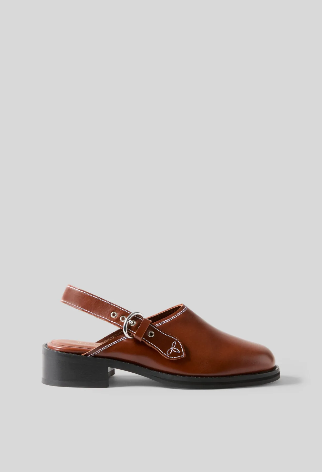Sabots cuir lisse surpiqués