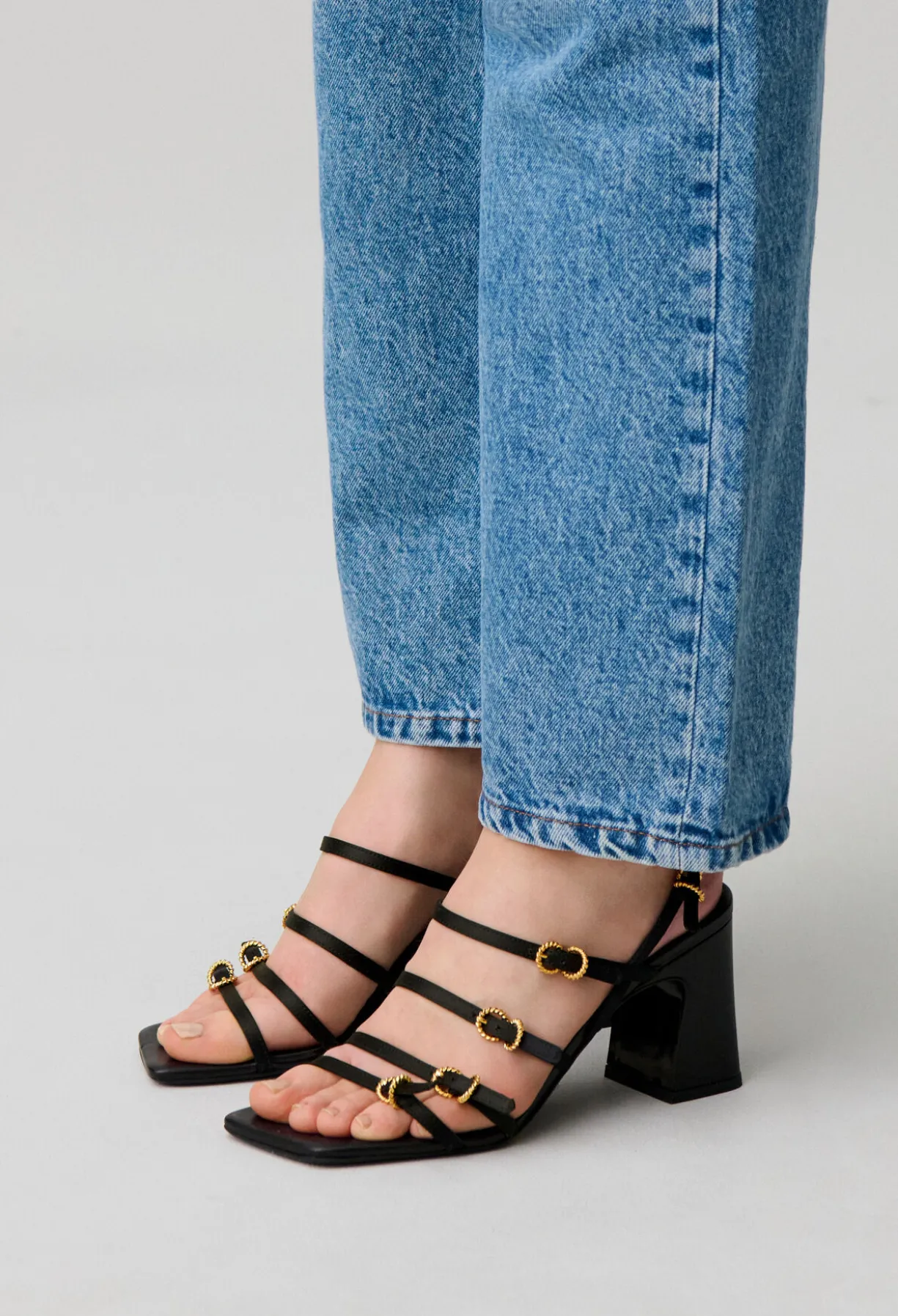 Sandales à talon satin