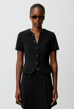 Top cintré col V boutonné