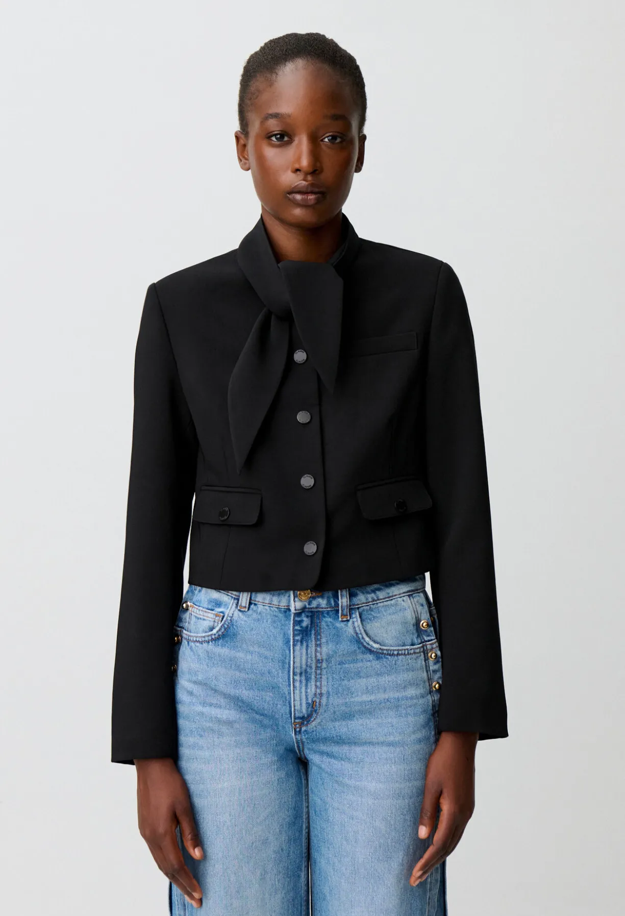 Veste col foulard amovible