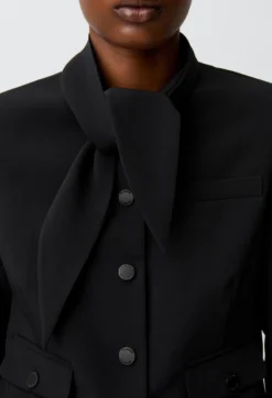 Veste col foulard amovible