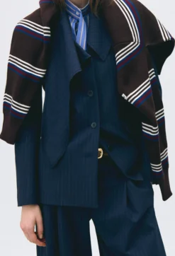 Veste laine foulard amovible