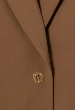 Veste tailleur cintrée
