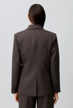Veste tailleur droite rayée