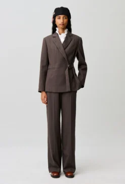 Veste tailleur droite rayée